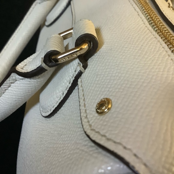 Coach Crossbody Bannet Purse White Pebble Leather - Picture 3 of 9